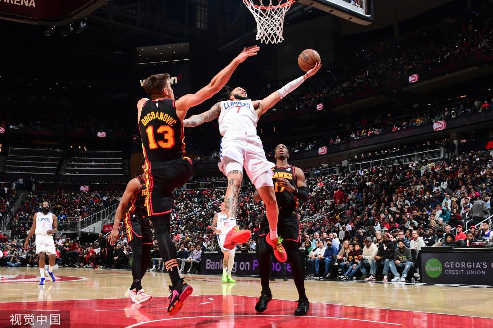 他在回应中 他在回应中