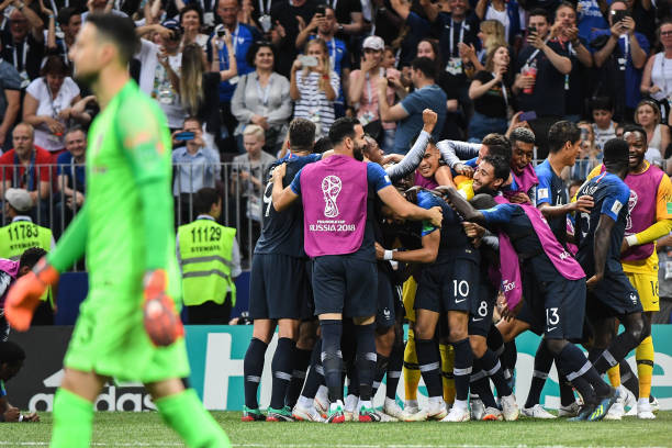 根据多年的 根据多年的