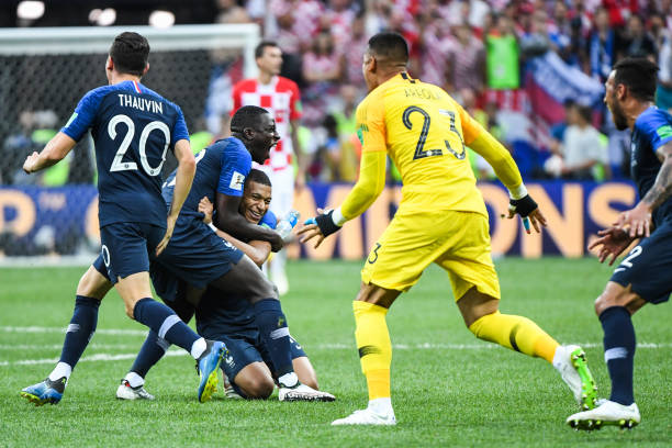 担了更多比 担了更多比