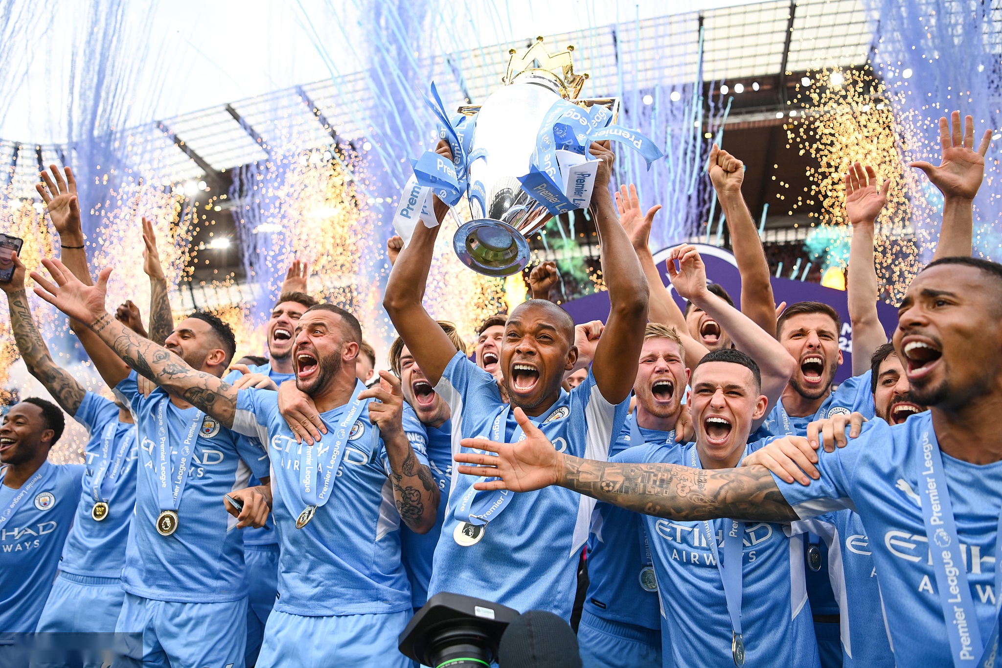 以此来奖励 以此来奖励